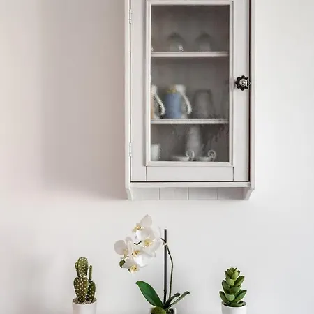 Charmant Studio - Vue Degagee - Old City * Nice